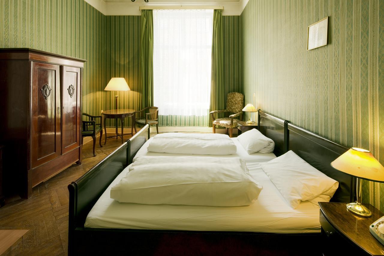 Hotel-Pension Funk Am Kurfuerstendamm Berlin Exterior photo